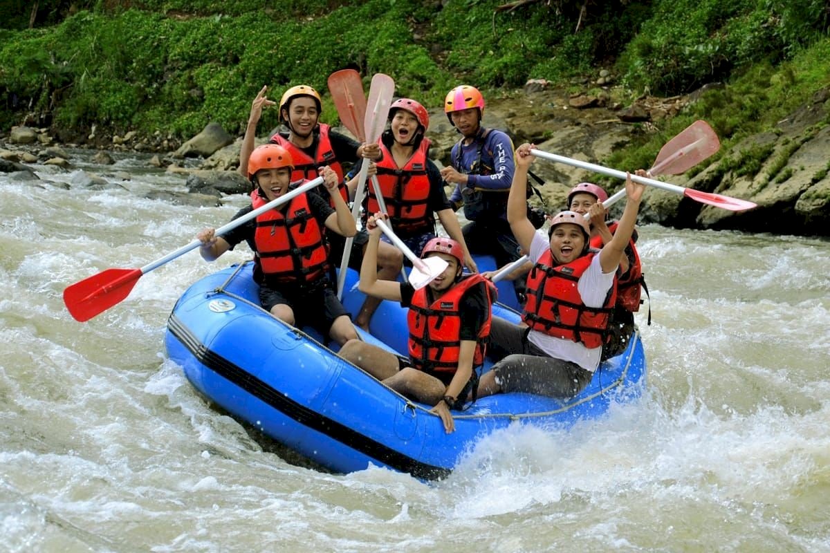 Arung Jeram Kali Elo: Petualangan Seru di Sungai Magelang yang Wajib Dicoba!