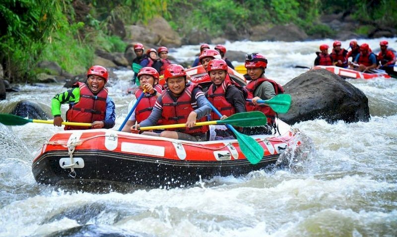 Harga Rafting Sungai Elo: Petualangan Seru dengan Harga Terjangkau!