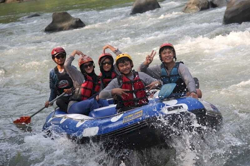Rafting Sungai Elo - Bos Muda Rafting